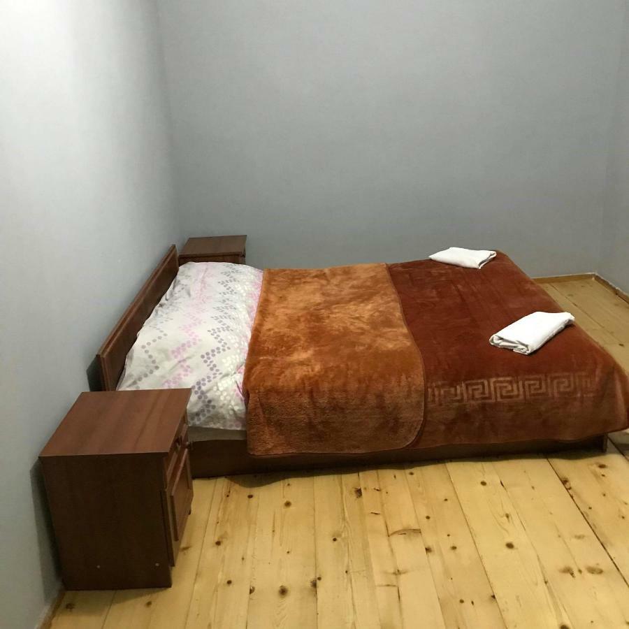 Guesthouse Am Museum Местия Екстериор снимка
