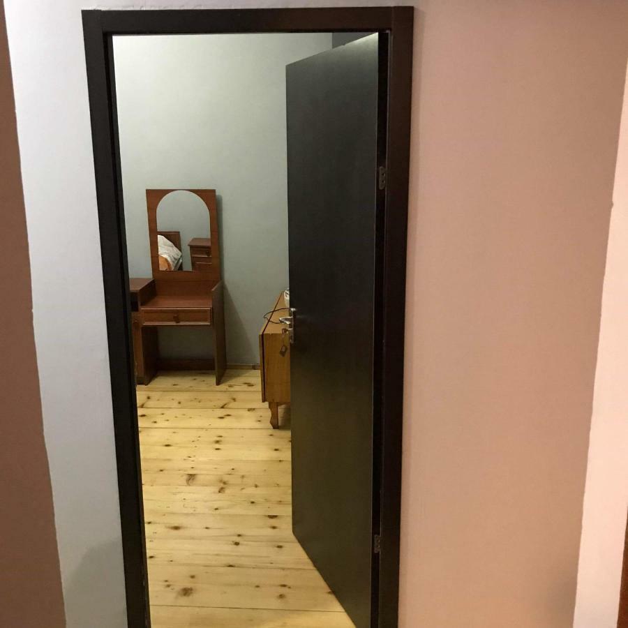 Guesthouse Am Museum Местия Екстериор снимка